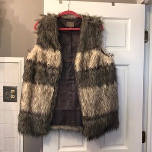 Faux fur striped vest